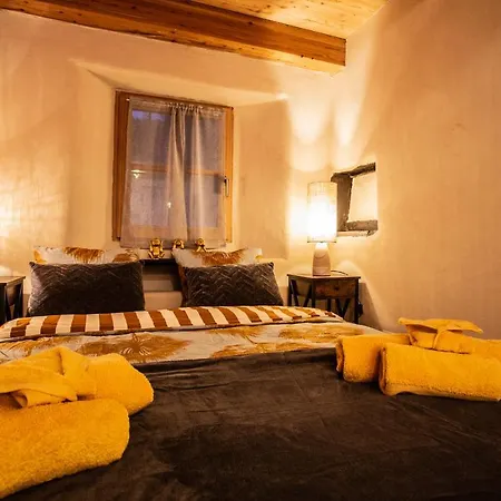 Casa vacanze Lacorte 1665 Antey-Saint-André
